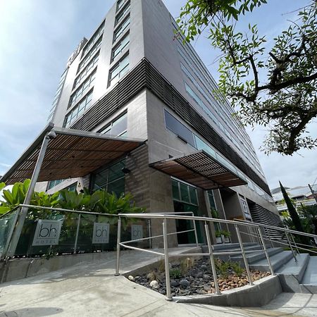 Hotel Bh El Poblado Medellin Ngoại thất bức ảnh