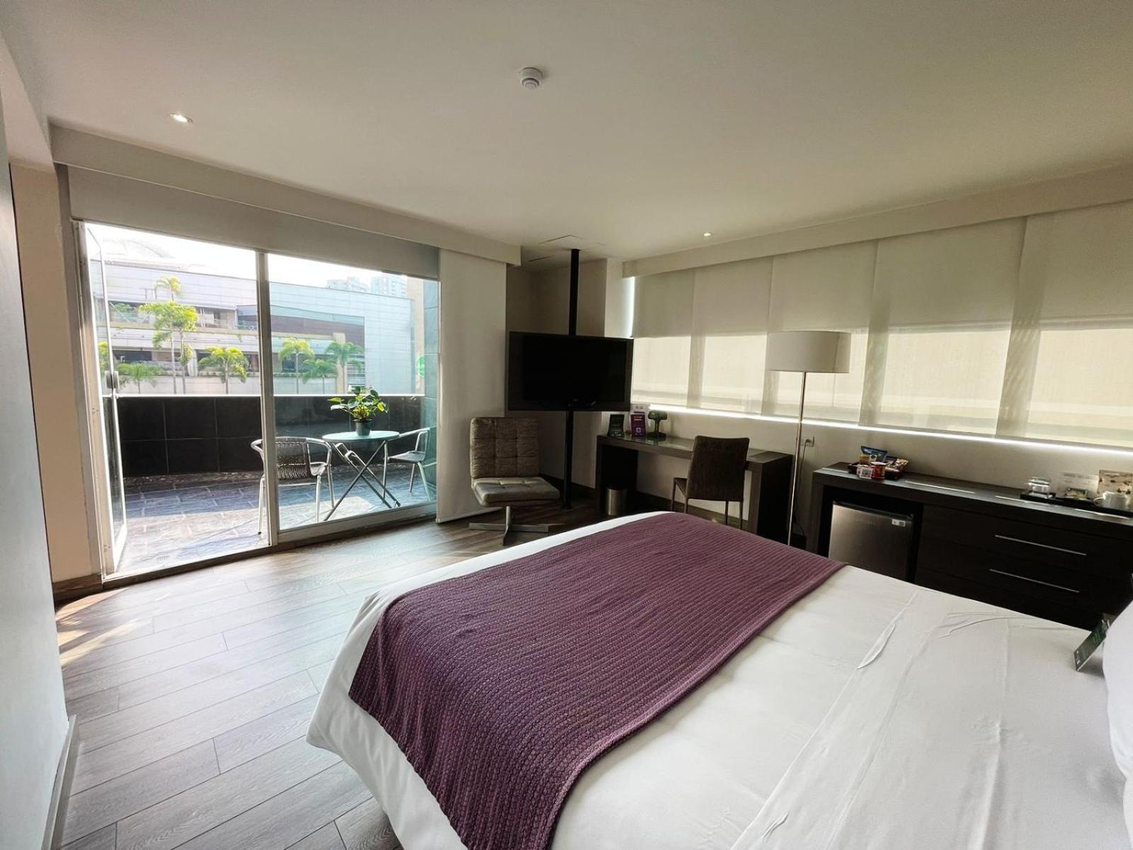 Hotel Bh El Poblado Medellin Ngoại thất bức ảnh