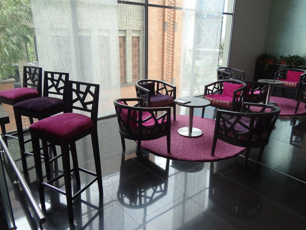 Hotel Bh El Poblado Medellin Ngoại thất bức ảnh